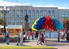 Виртуальные экскурсии, "сахарные гонки", гала-концерты и знаменитости в  гостях. Как отпразднуют 75-летие образования Гродненской области