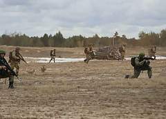 Российские и белорусские десантники высадились на полигоне в Гродненской области (+видео)