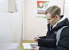 Игорь Карпенко прокомментировал явку в первый день досрочного голосования на референдуме