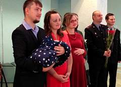 Расти, малыш! В Октябрьском районе Гродно зарегистрирован тысячный ребенок, рожденный в этом году