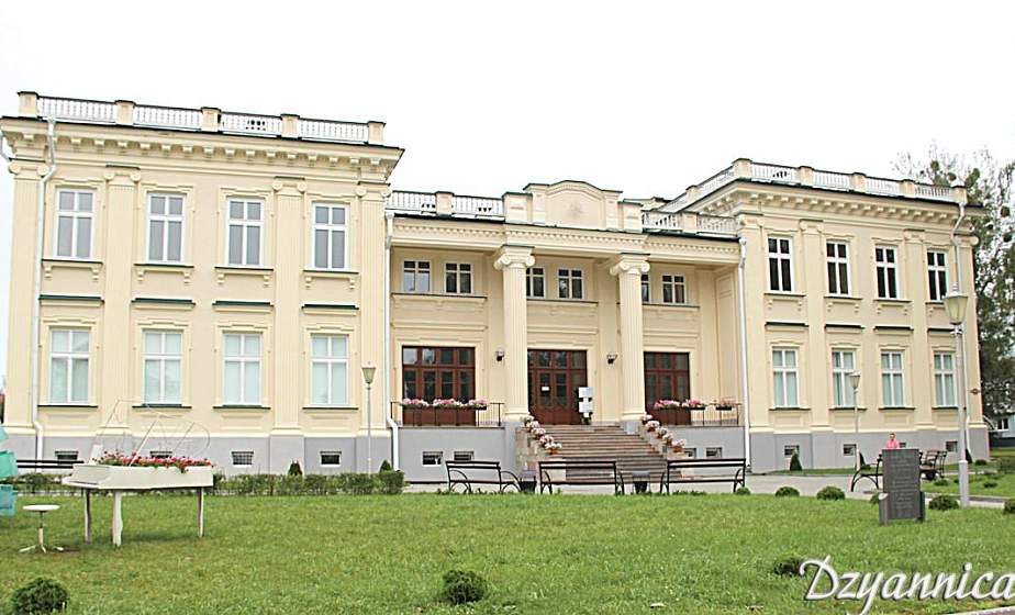Як зрабіць сядзібу музеем? Сваімі меркаваннямі падзяліліся навукоўцы, прадстаўнікі ўлады і гаспадары сядзібаў з гісторыяй Як зрабіць сядзібу музеем? Сваімі меркаваннямі падзяліліся навукоўцы, прадстаўнікі ўлады і гаспадары сядзібаў з гісторыяй
