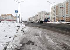 Выпавший в Гродно снег, снова  доставил неприятности водителям (ФОТО)