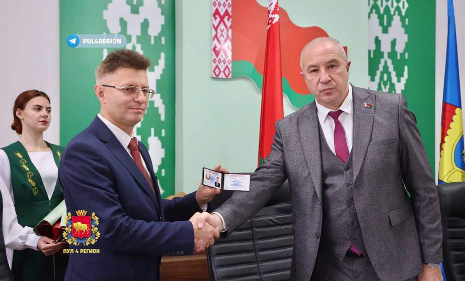 Губернатор Гродненской области Юрий Караев представил активу Зельвенского района нового руководителя 