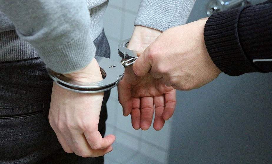 Сотрудники милиции задержали сутенера из Зельвенского района