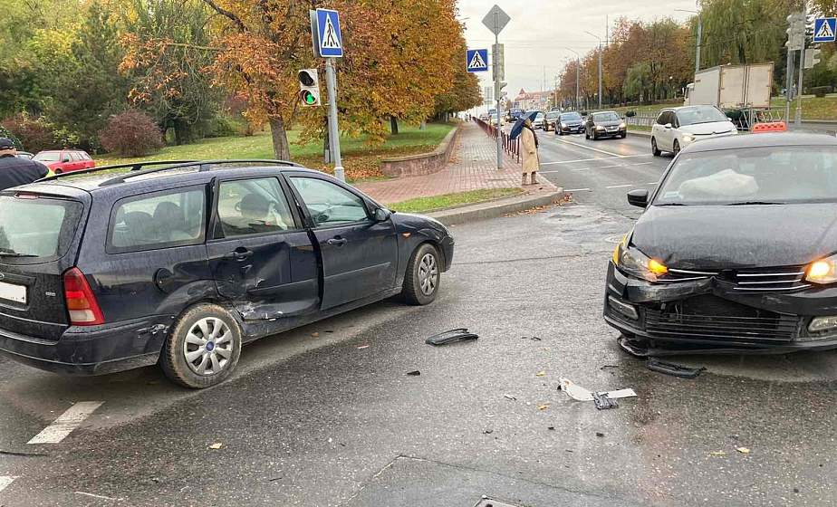 В Гродно произошли сразу два ДТП: ни один человек не пострадал В Гродно произошли сразу два ДТП: ни один человек не пострадал