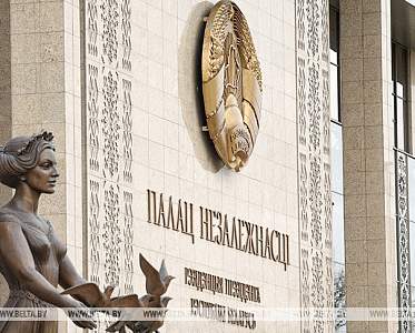 Александр Лукашенко проанонсировал разговор с руководством армии и силовых структур