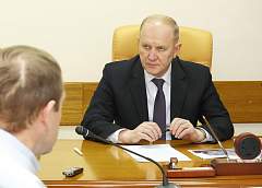 Председатель облисполкома Владимир Кравцов провел прием граждан по личным вопросам