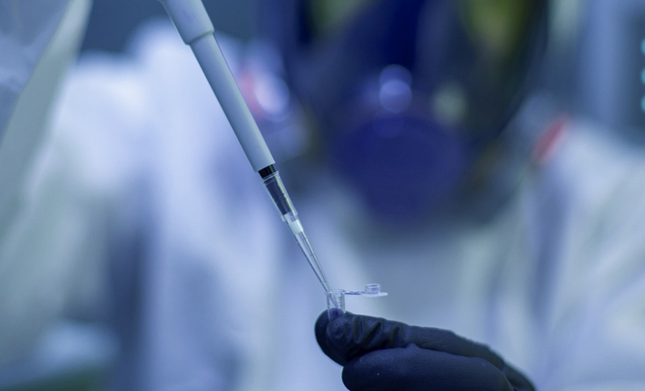 ВОЗ: разработанные вакцины эффективны от новых штаммов коронавируса