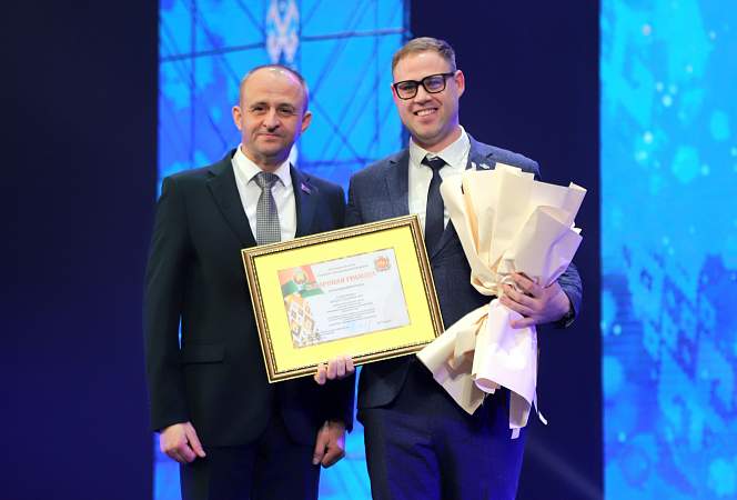 Лучших сотрудников ОАО «Молочный Мир» чествовали в преддверии Дня работников сельского хозяйства и перерабатывающей промышленности АПК