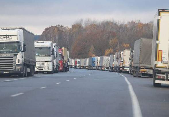 В Беларуси ограничили движение литовских грузовиков белорусско-литовским участком границы
