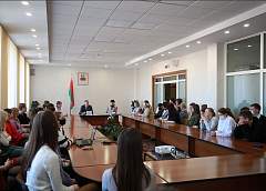 В областной научной библиотеке имени Карского стартовал цикл открытых диалогов с молодежью по актуальным общественно-политическим вопросам 